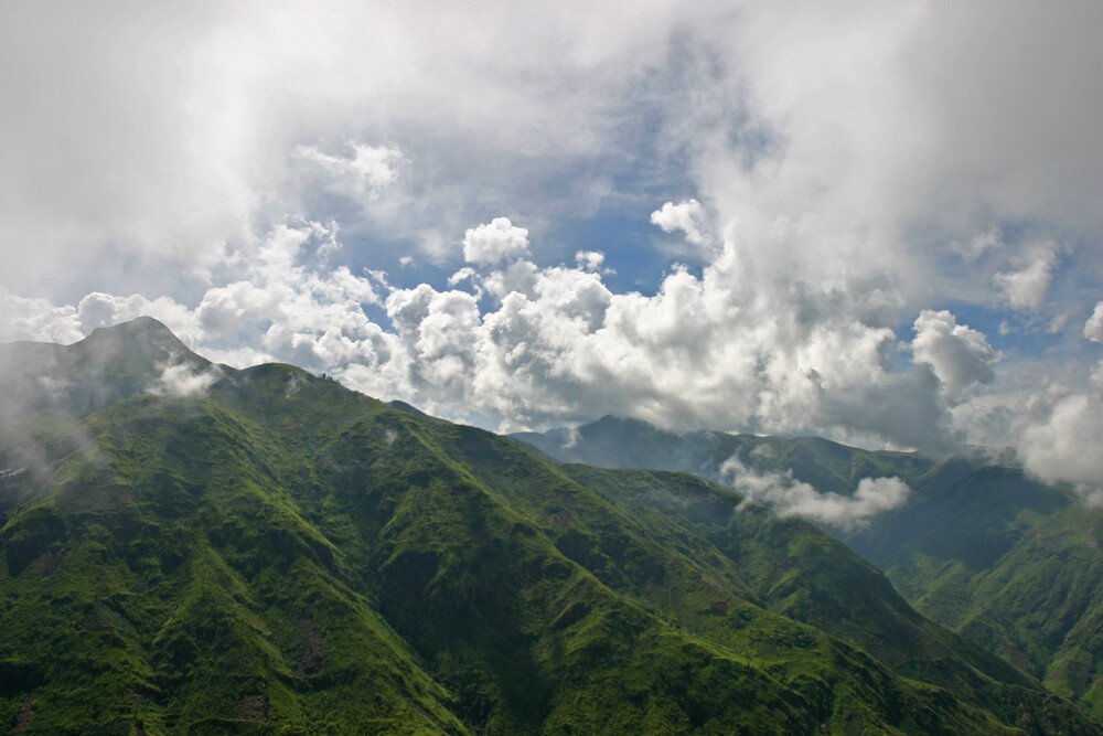 3-day Rwanda gorilla and Bunyonyi tour.